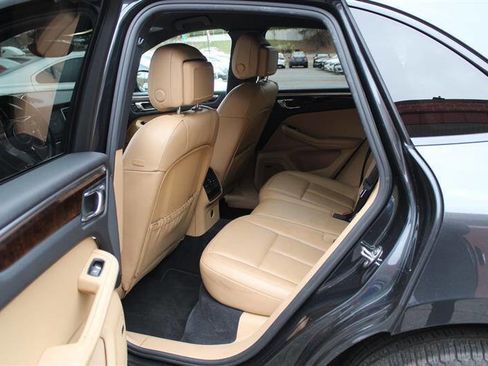 Used 2017 Porsche Macan GTS image 25