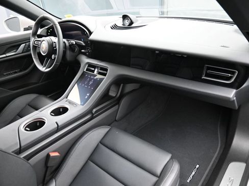 New 2026 Porsche Taycan 4S AWD/4WD image 30