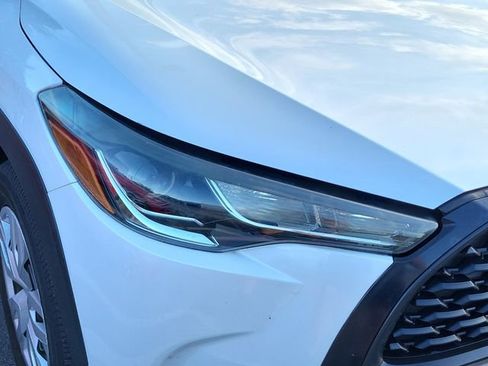 Used 2022 Toyota Corolla Cross L FWD image 8
