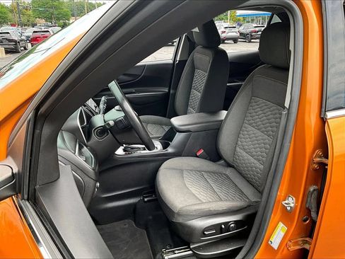 Used 2018 Chevrolet Equinox LT FWD image 10