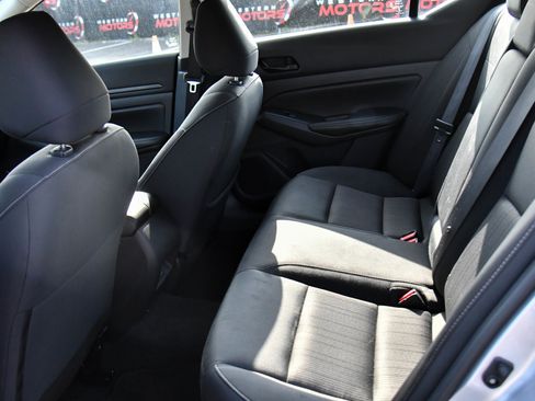 Used 2024 Nissan Altima 2.5 SV FWD image 32