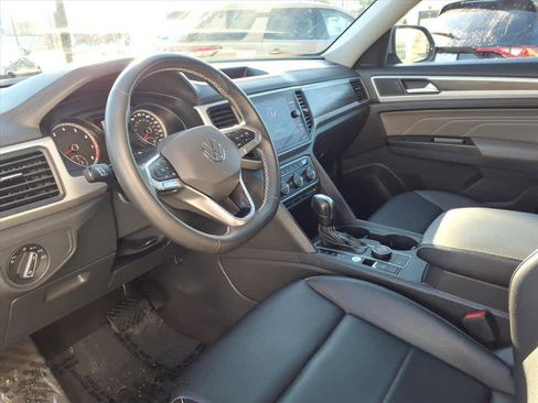 Used 2021 Volkswagen Atlas SE w/ Panoramic Sunroof Package image 13