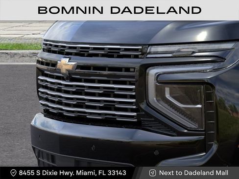 New 2026 Chevrolet Suburban High Country AWD/4WD image 13