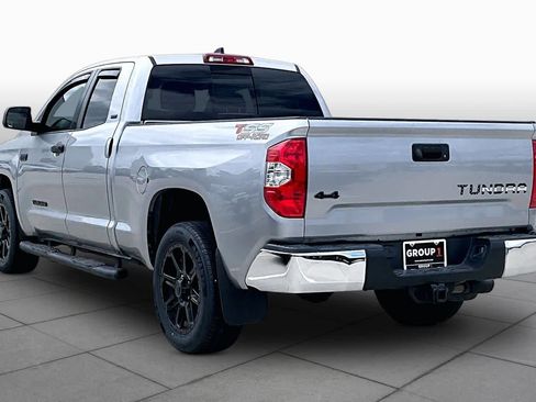 Used 2020 Toyota Tundra SR5 w/ SR5 Upgrade Package AWD/4WD image 12