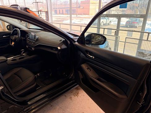 Used 2019 Nissan Altima 2.5 SR AWD/4WD image 56