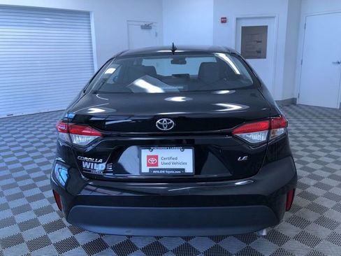 Used 2025 Toyota Corolla LE image 6
