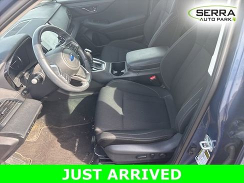 Used 2023 Subaru Legacy Premium image 5