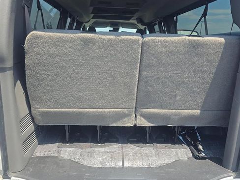 Used 2025 Chevrolet Express 3500 LT w/ LT Preferred Equipment Group RWD image 16