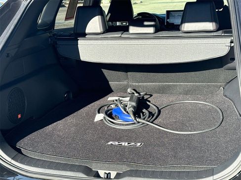 Certified 2022 Toyota RAV4 XSE image 8