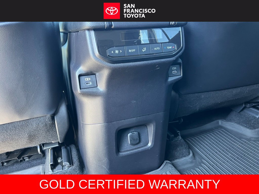 Certified 2024 Toyota Grand Highlander FWD image 18