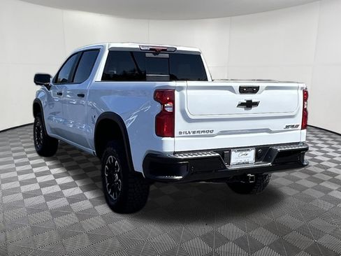 Used 2025 Chevrolet Silverado 1500 ZR2 w/ Technology Package AWD/4WD image 4