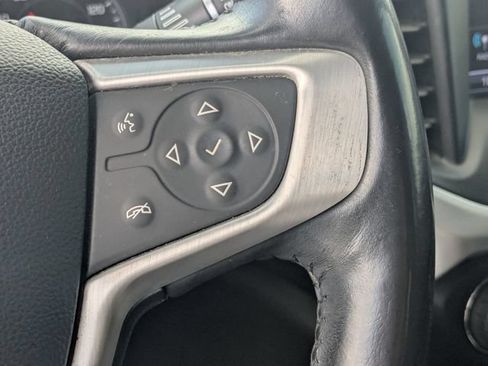 Used 2019 GMC Acadia SLT FWD image 18