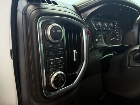 Used 2021 GMC Sierra 1500 AT4 w/ AT4 Preferred Package AWD/4WD image 37