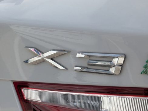 Used 2017 BMW X3 xDrive28i image 10