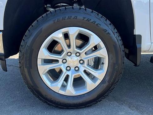 Used 2022 Chevrolet Silverado 1500 LTZ w/ Technology Package image 12