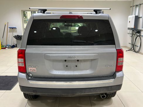 Used 2017 Jeep Patriot High Altitude image 6