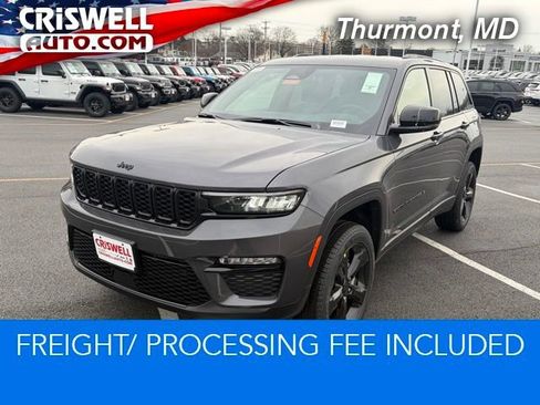 New 2025 Jeep Grand Cherokee Limited w/ Black Appearance Package AWD/4WD image 1