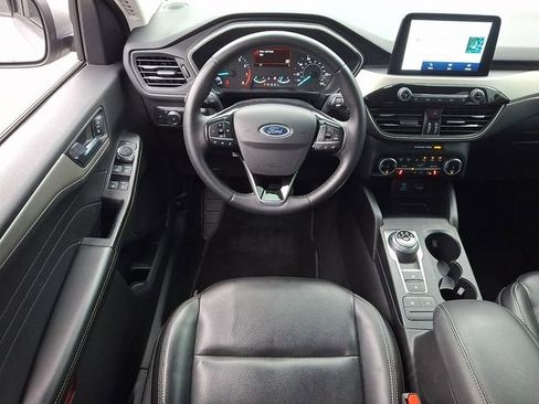Used 2022 Ford Escape SEL FWD image 11