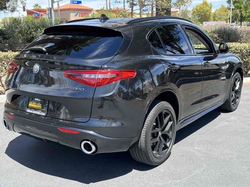 Used 2021 Alfa Romeo Stelvio Sprint w/ Nero Edizione RWD image 10