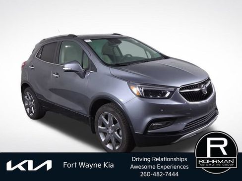 Used 2019 Buick Encore Essence w/ Experience Buick Package AWD/4WD image 5