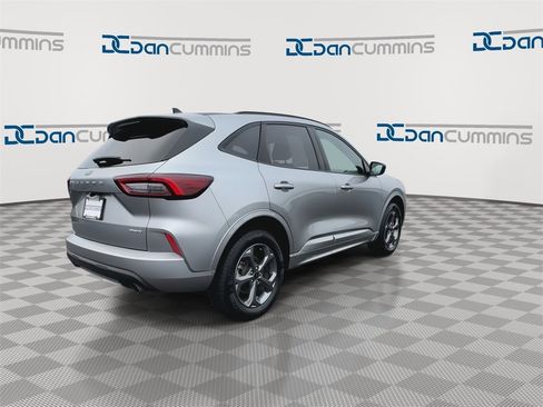 Used 2024 Ford Escape ST-Line image 8