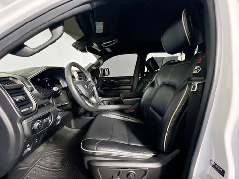 Used 2024 RAM 1500 Limited w/ Body Color Bumper Group image 14