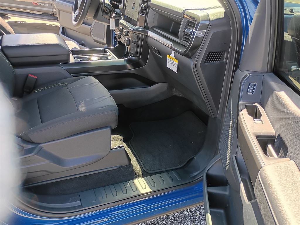 Used 2025 Ford F150 STX w/ Equipment Group 200A RWD image 18