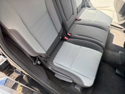 Used 2016 Ford Escape SE FWD image 27