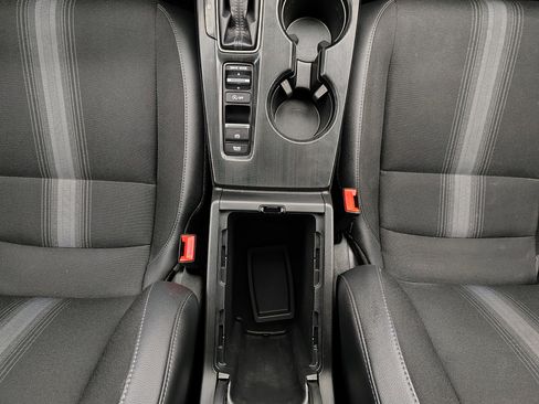 Used 2024 Honda Civic Sport image 29