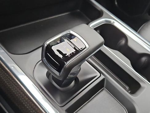 Used 2025 Chevrolet Silverado 1500 RST image 16