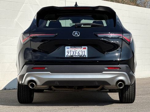 Certified 2025 Acura ADX Base image 9