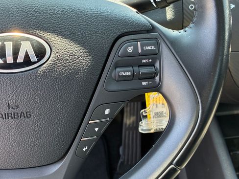 Used 2015 Kia Forte EX FWD image 19