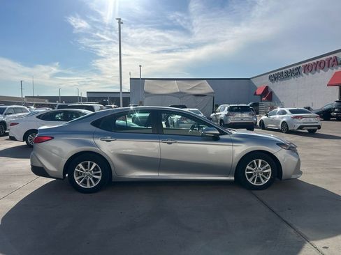 Used 2025 Toyota Camry LE FWD image 3
