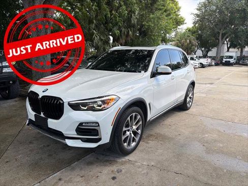 Used 2021 BMW X5 xDrive40i w/ Convenience Package AWD/4WD image 1
