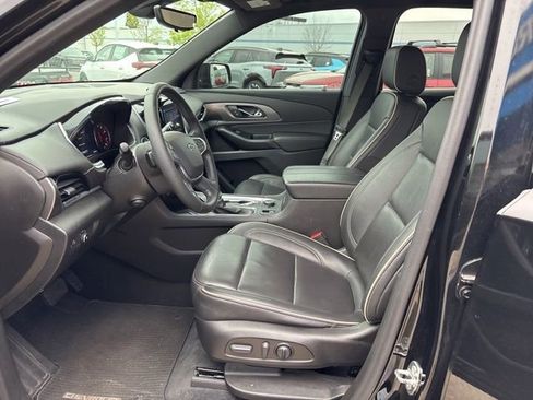 Used 2023 Chevrolet Traverse Premier w/ Redline Edition AWD/4WD image 26