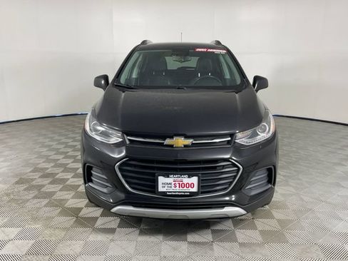 Used 2019 Chevrolet Trax LT w/ LT Convenience Package AWD/4WD image 18