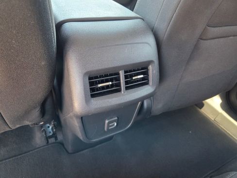 Certified 2019 Chevrolet Equinox LT FWD image 7