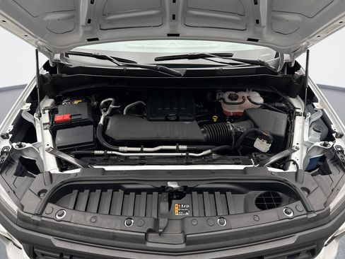 Used 2025 Chevrolet Silverado 1500 W/T image 23