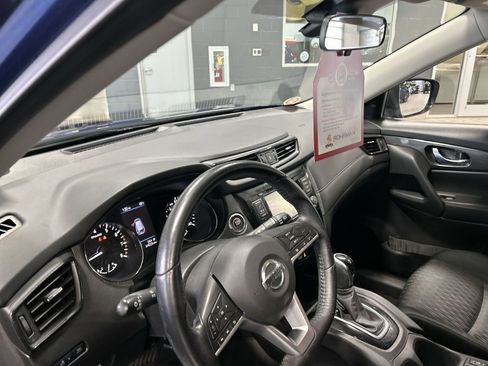 Certified 2020 Nissan Rogue SV AWD/4WD image 2
