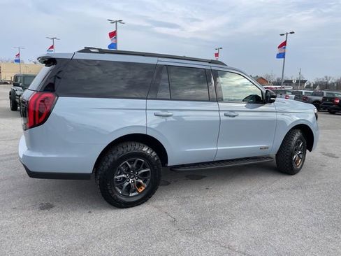 New 2026 Ford Expedition Tremor image 19