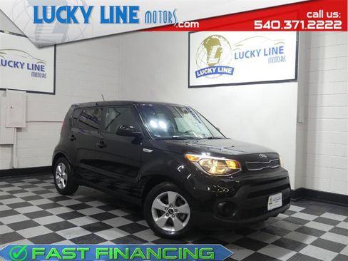 Used 2017 Kia Soul w/ Convenience Package image 1