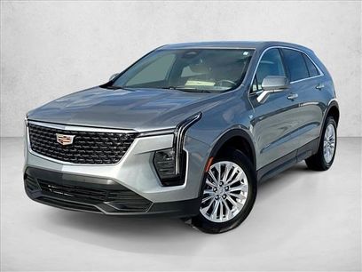 Used 2024 Cadillac XT4 Luxury w/ Cold Weather Package