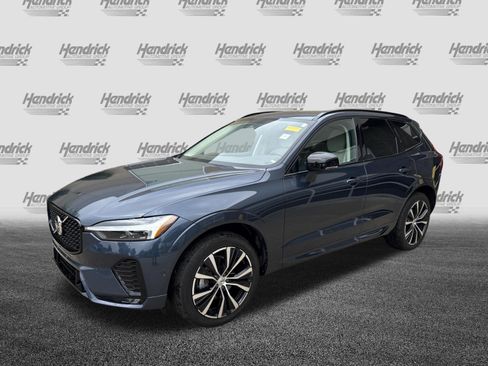 Used 2024 Volvo XC60 B5 Plus w/ Protection Package Premier AWD/4WD image 5