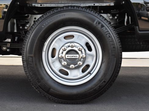 New 2025 Ford F250 XL w/ 360-Degree Camera Package image 26