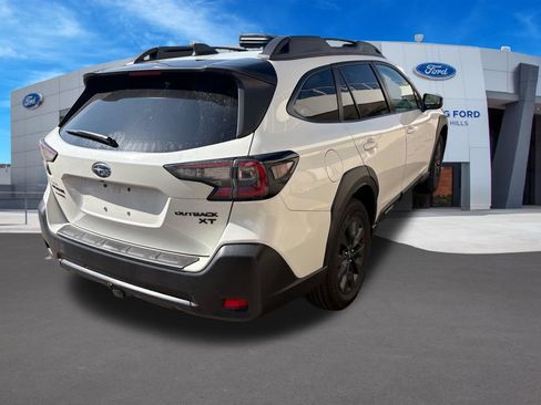 Used 2024 Subaru Outback Onyx Edition XT AWD/4WD image 6