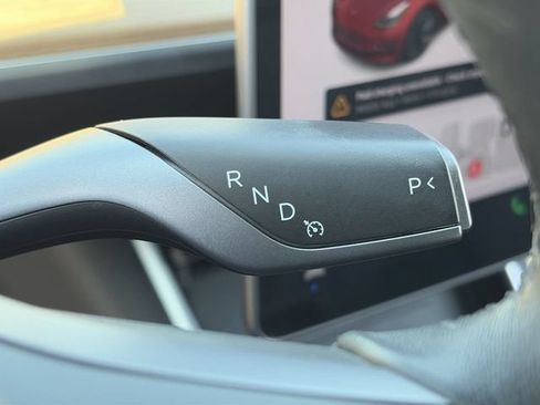 Used 2018 Tesla Model 3 RWD image 30