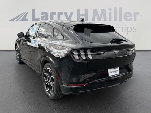 Used 2023 Ford Mustang Mach-E GT image 6