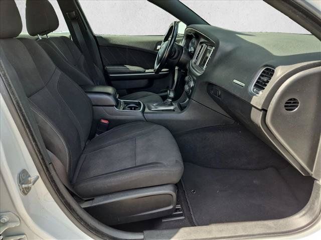 Used 2022 Dodge Charger SXT RWD image 19