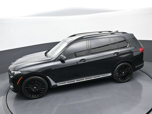 Used 2022 BMW X7 xDrive40i w/ Executive Package AWD/4WD image 34