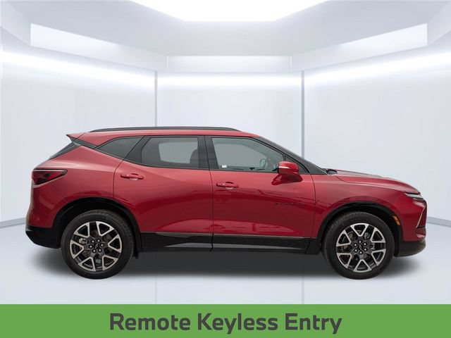Used 2025 Chevrolet Blazer RS FWD image 8